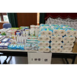 安田屋が食品・日用品を寄付、100世帯に配布