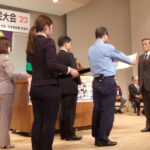 大阪福祉防犯協会が全国地域安全運動に参加、地道な活動が認められ感謝状