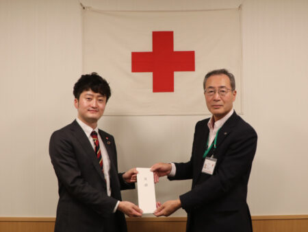 （左）澤田勇樹 取締役統括管理本部長、（右）布野浩久 事務局長