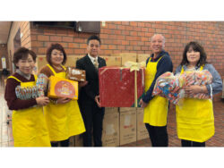 善都財団が豊田市内子ども食堂へお菓子のクリスマスプレゼント